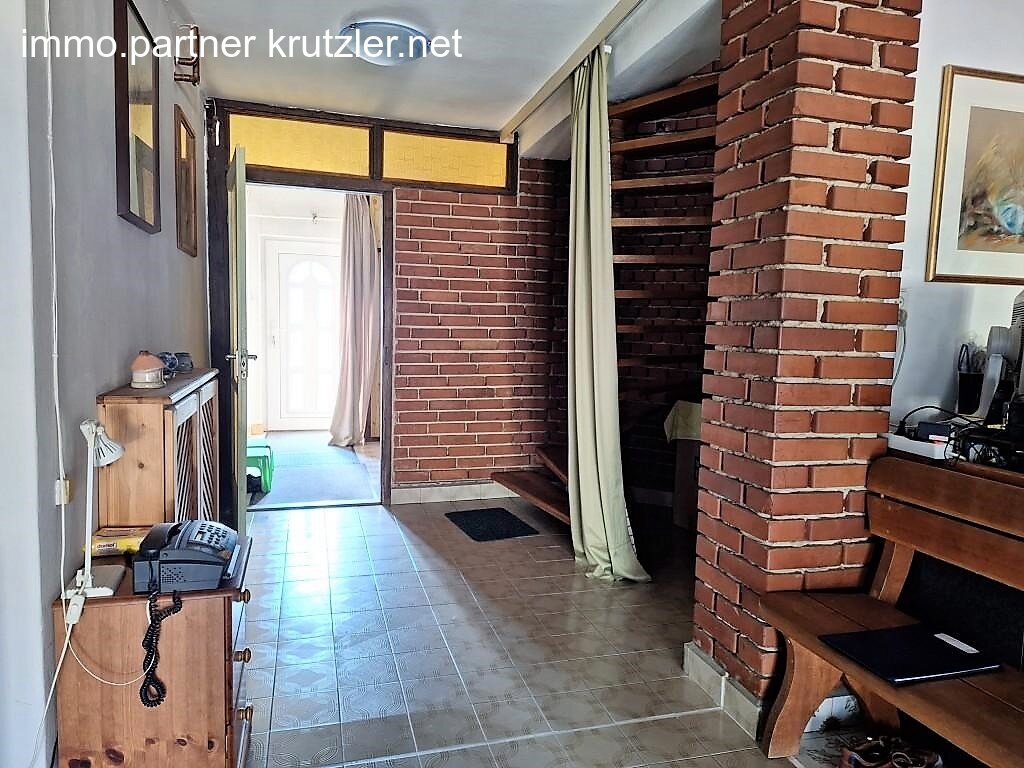 zum Eingang EG (2) zum Eingang EG (2)