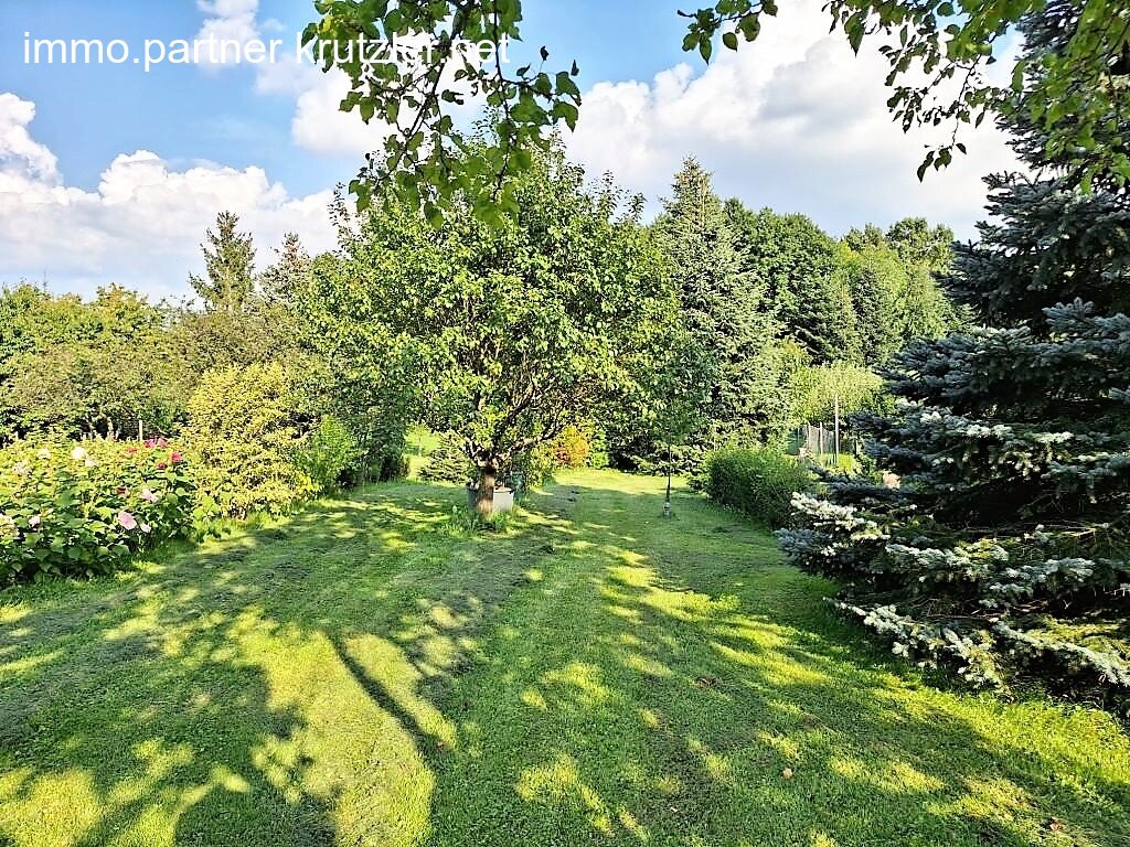 Garten (1) Garten (1)