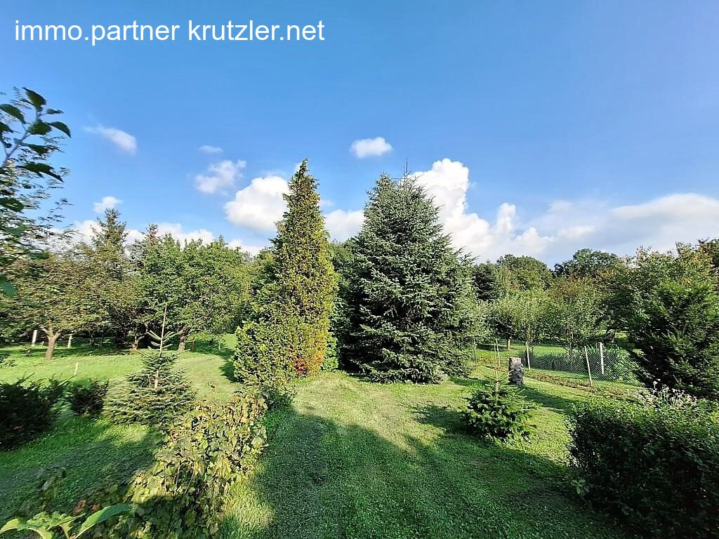Garten (4) Garten (4)