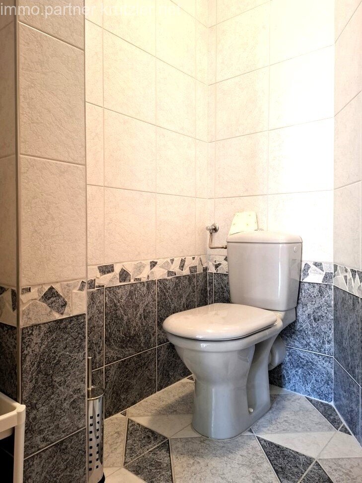 DG WC